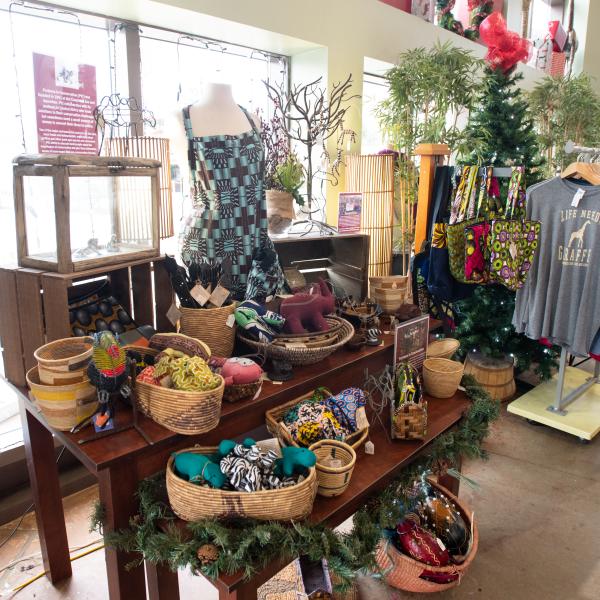 Columbus Zoo Marketplace
